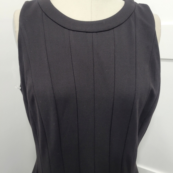 WHBM Pleated Sleeveless Black Midi Dress Size 12 - Picture 3 of 12